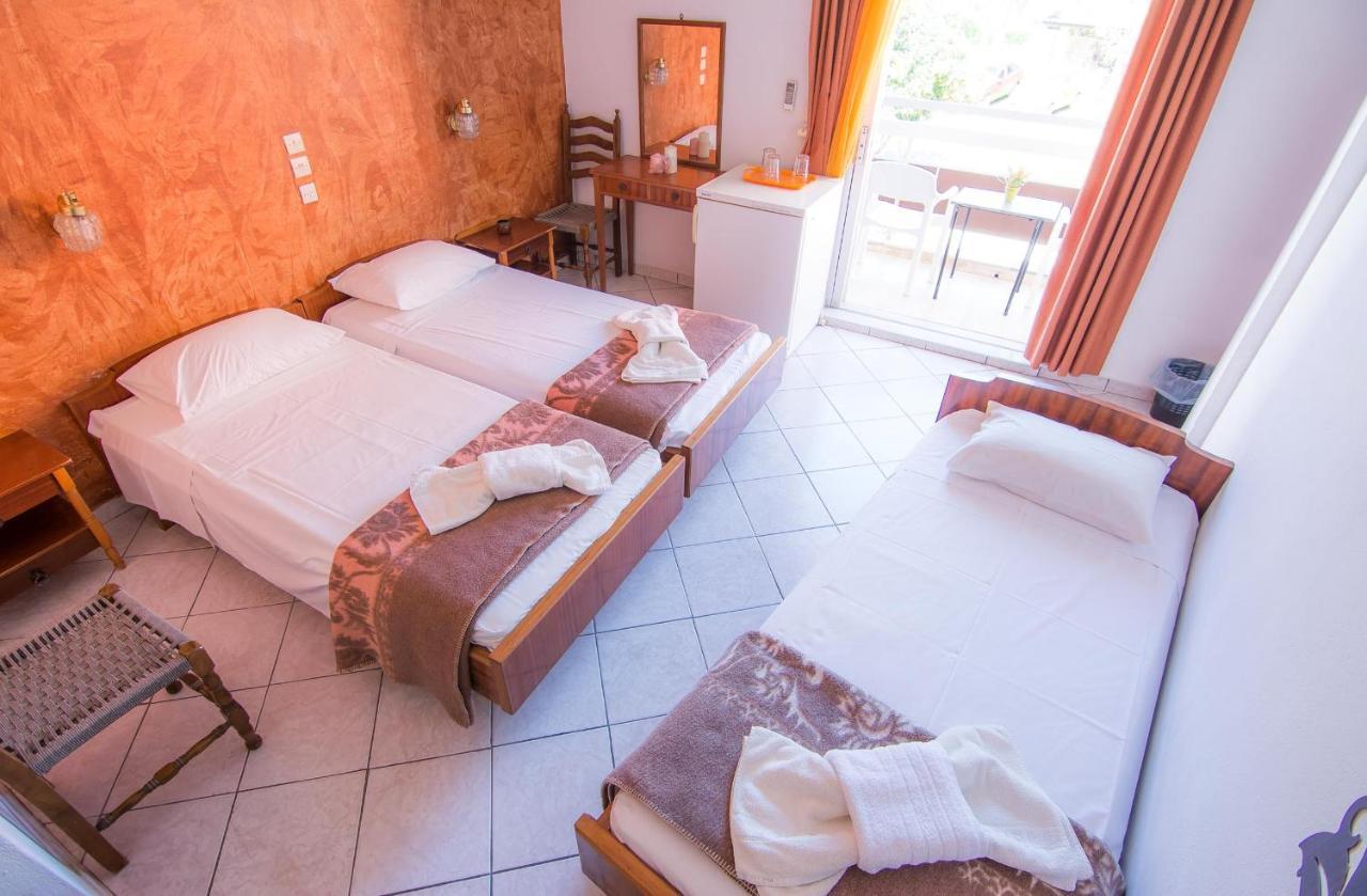Sunlight Hotel Benitses  Extérieur photo