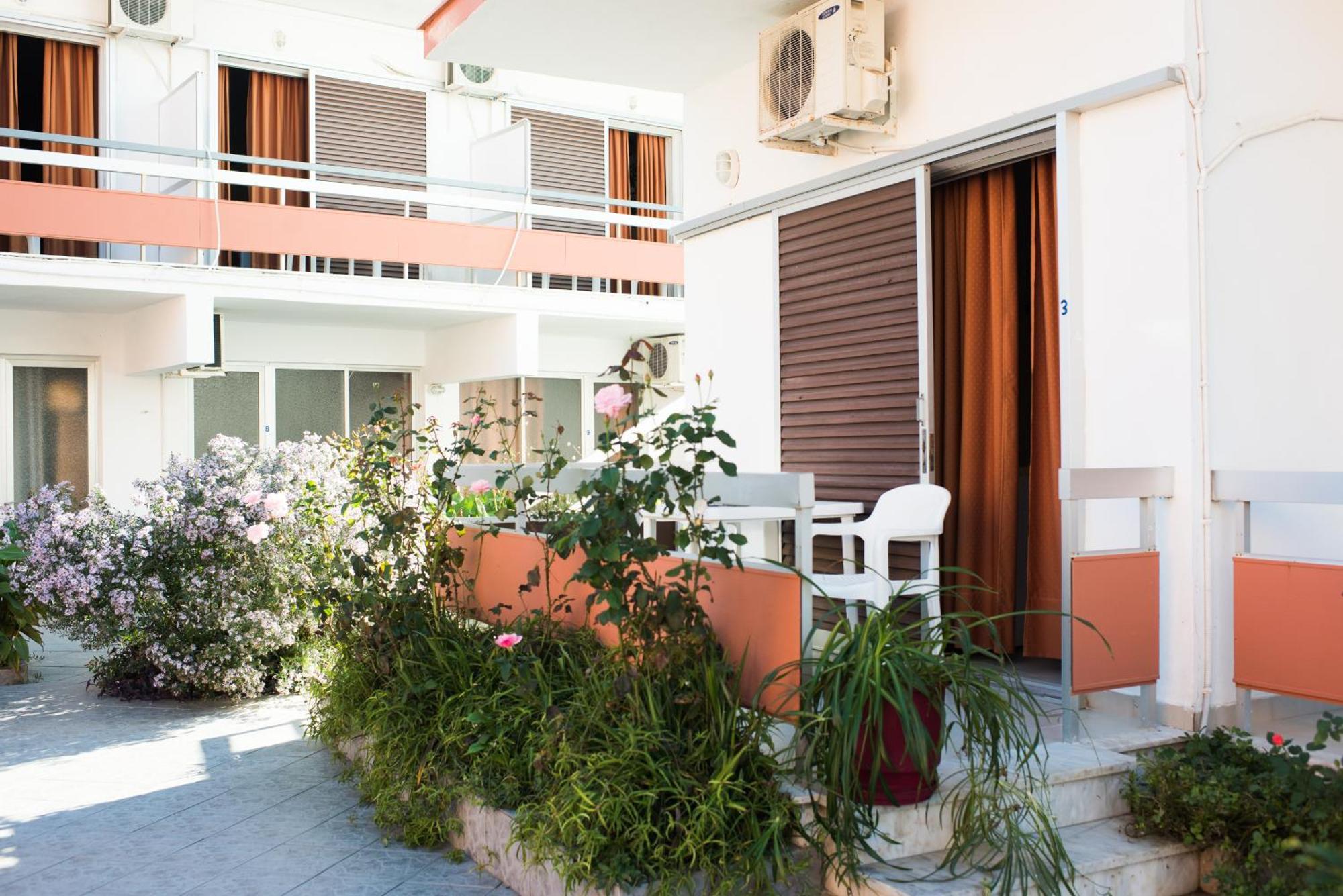Sunlight Hotel Benitses  Extérieur photo